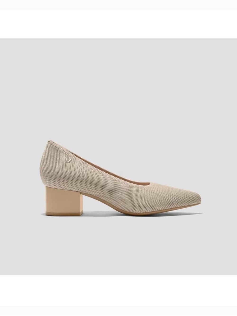 Vivaia Georgia Pointed Toe Chunky Heels 40.5 $179 Almond Golden